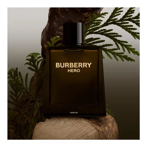 BURBERRYHERO Hero Parfum Natural Spray Vaporisateur